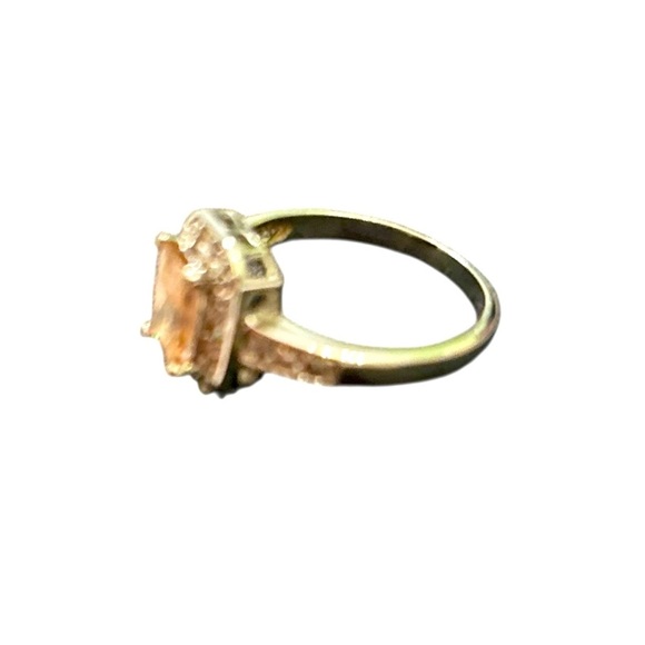 Silver tone & pink-cubic zircon emerald cut Gemstone clear surround Ring sz 8 - Picture 3 of 6